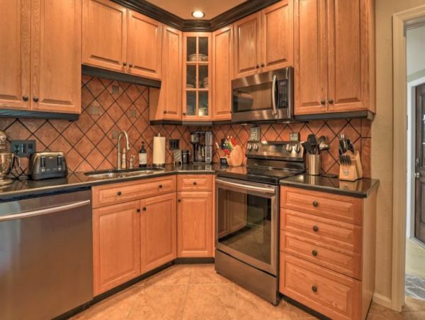 Bradenton Vacation Home with Pool & 2 Bedroom