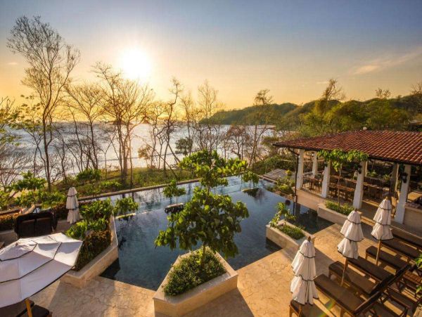Six Bedroom Mediterranean Luxury Vacation Villa Sleeps 12
