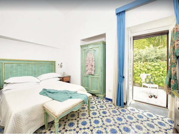 Luxury  Amalfi Six Bedroom Private Luxury Vacation Villa