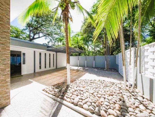 Playa Potreros Vacation Pool Home Three Bedroom