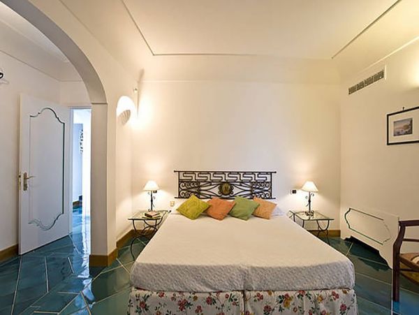 Positano Vacation Villa Five Bedroom Ocean Views