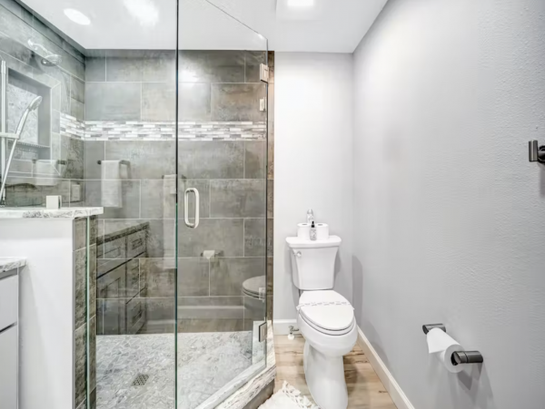 Lovely 3 Bedroom Home Steps from a Private Beach