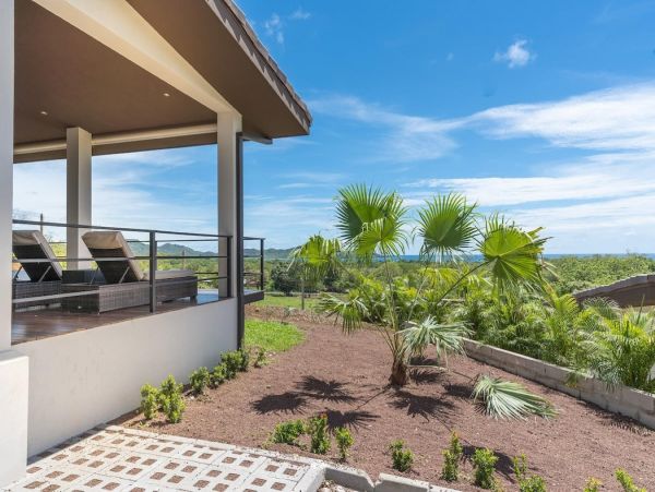 Playa Flamingo Vacation Home One Bedroom