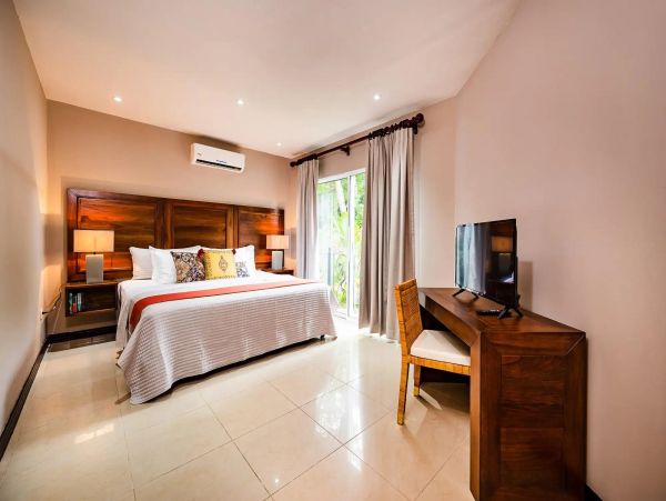 Playa Flamingo Vacation Condo Three Bedrooms Sleeps 6 Guests