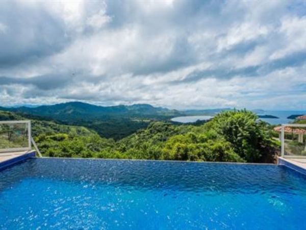 Playa Potrero Vacation Pool Home Five Bedroom