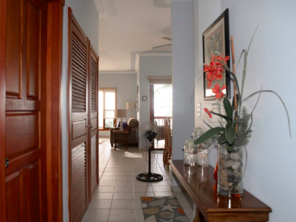 Two Bedroom Condo with Ocean views
