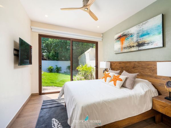 Playa Flamingo Vacation Home Three Bedroom Walk to Beach