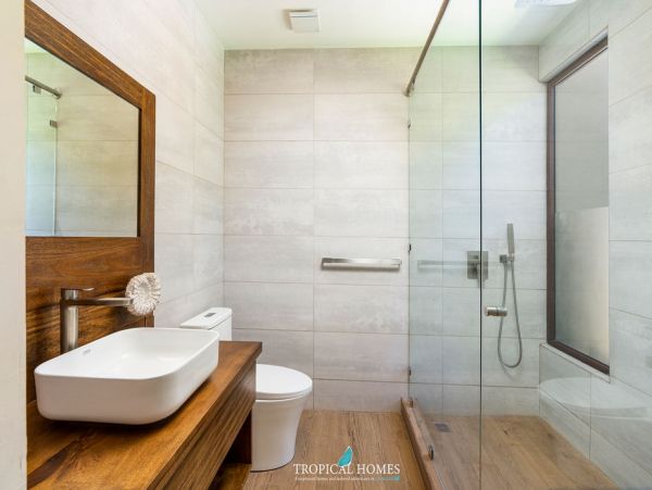 Playa Flamingo Vacation Home Three Bedroom Walk to Beach