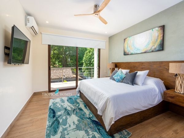 Playa Flamingo Vacation Home Three Bedroom Walk to Beach