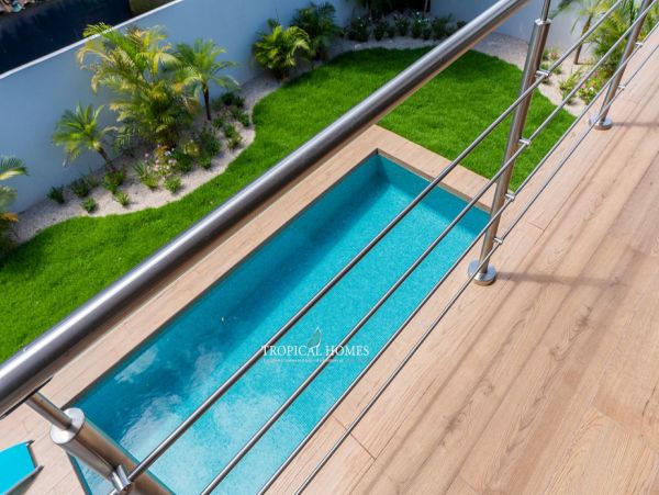 Playa Flamingo Vacation Home Three Bedroom Walk to Beach