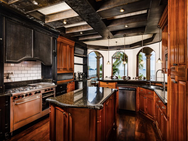 The Ultimate Vacation Villa By The Sea in Potrero