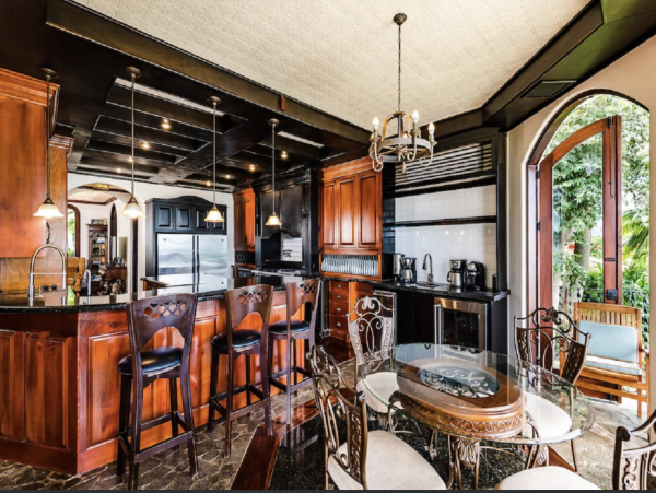 The Ultimate Vacation Villa By The Sea in Potrero