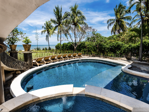 The Ultimate Vacation Villa By The Sea in Potrero