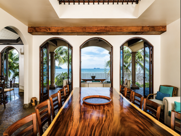 The Ultimate Vacation Villa By The Sea in Potrero