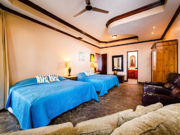 Playa Flamingo Vacation Home Nine Bedroom On Beach