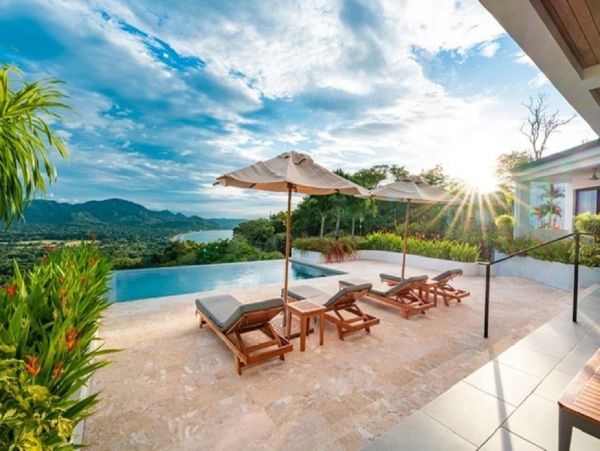 Mountain & Ocean View Four Bedroom Vacation Home in Playa Potrero