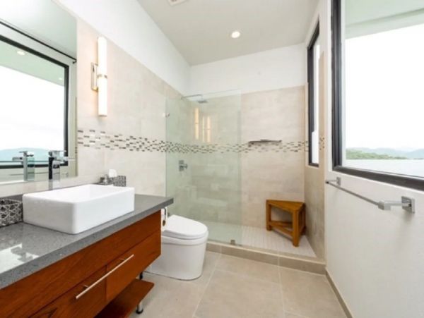 Mountain & Ocean View Four Bedroom Vacation Home in Playa Potrero