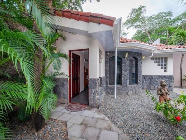 Playa Potrero Vacation Pool Home Three Bedroom