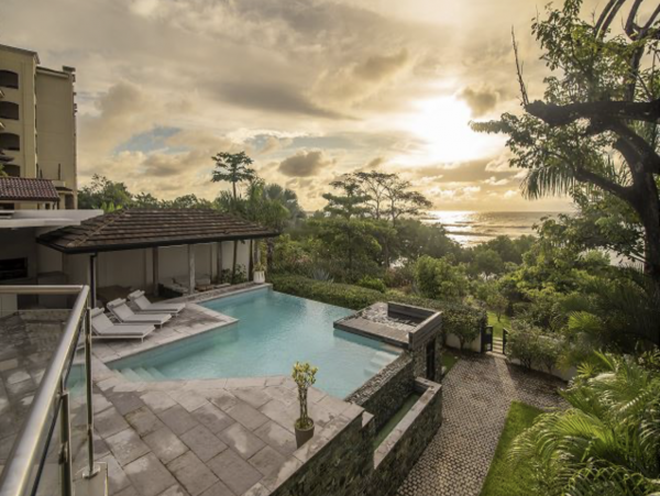 Tamarindo Luxury Vacation Villa Views, Pool & Luxury Staff