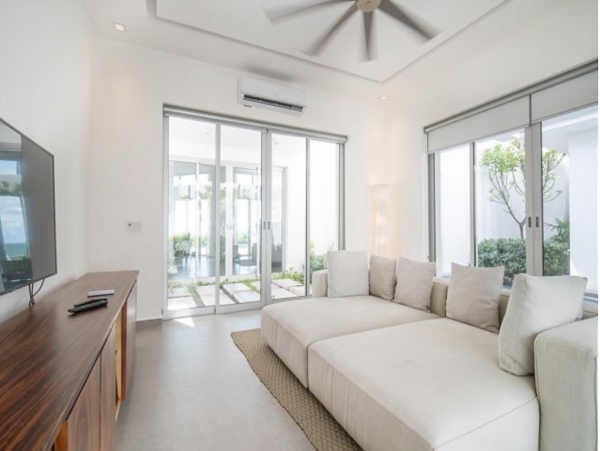 Tamarindo Luxury Vacation Villa Views, Pool & Luxury Staff