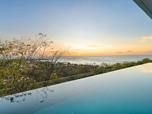 Luxury Tamarindo Vacation Rental with 8 Bedrooms & Pool