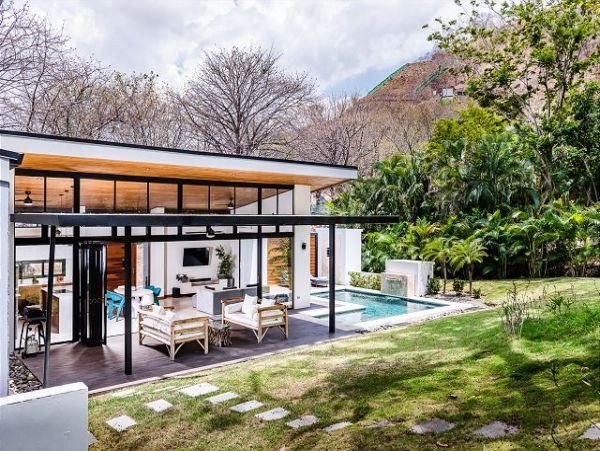 Gorgeous Vacation Villa in Tamarindo with Private Pool