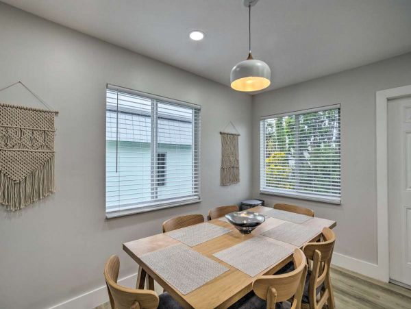 Charming West Palm Beach Condo with 2 Bedrooms Steps to the Beach