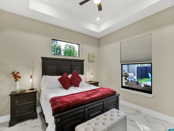 Beautiful 4 Bedroom Home with Private Pool in Cape Coral