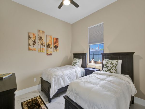 Beautiful 4 Bedroom Home with Private Pool in Cape Coral