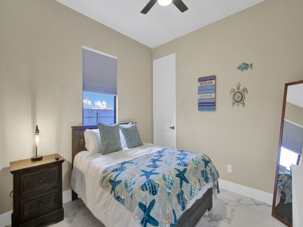 Beautiful 4 Bedroom Home with Private Pool in Cape Coral