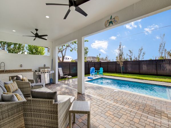 Beautiful 4 Bedroom Home with Private Pool in Cape Coral
