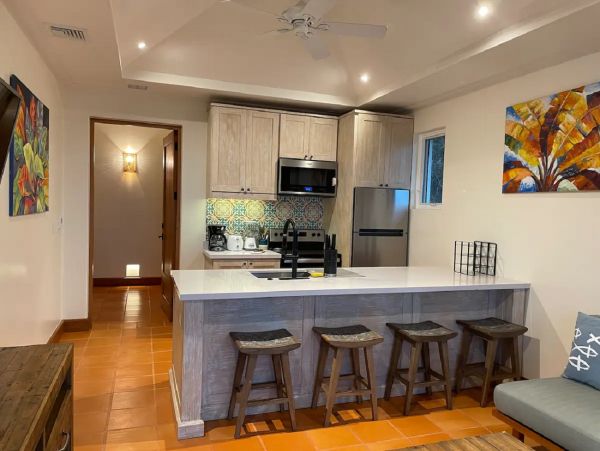 Lovely Home with 3 Bedrooms and Great Views