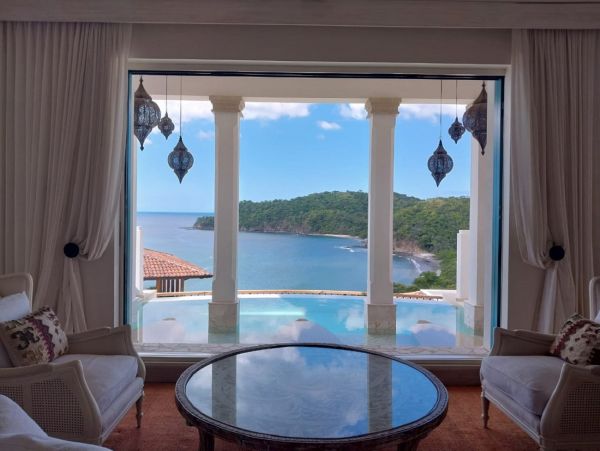 Amazing Views 5 Bedroom Villa in Las Catalinas