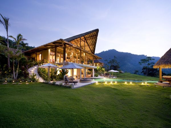 Puntarenas Luxury Villa with Six Bedroom