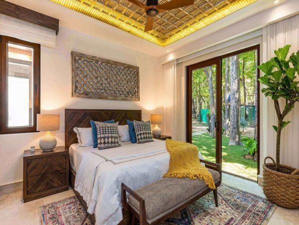 Gorgeous Beachfront Villa with 4 Bedrooms