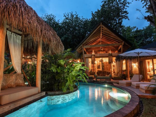Playa Santa Teresa 7 Bedroom Beachfront Villa