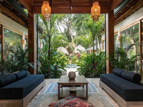 Playa Santa Teresa 7 Bedroom Beachfront Villa