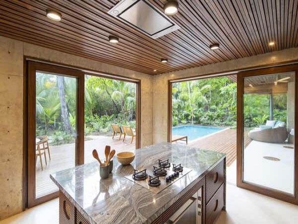 Tropical 4 Bedroom House with Private Pool