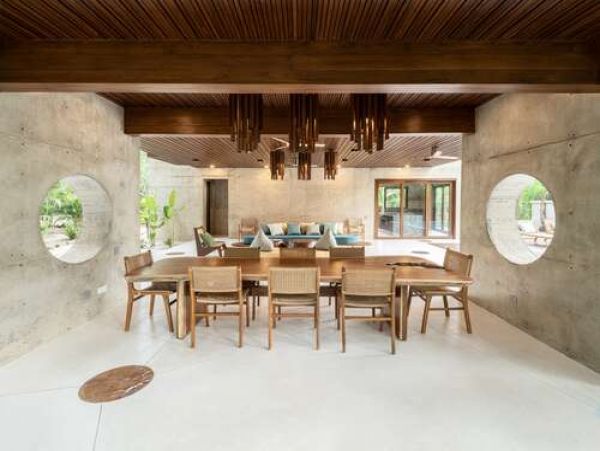 Tropical 4 Bedroom House with Private Pool