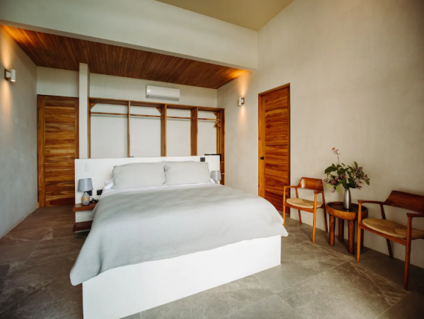 Luxury 4 Bedroom Villa in Playa Santa Teresa