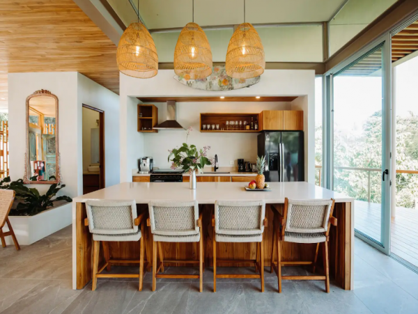 Luxury 4 Bedroom Villa in Playa Santa Teresa