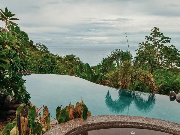 Luxury Two Spectacular Villas with 7 Bedrooms & Private Heliport