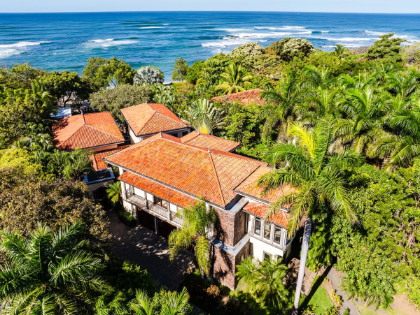 Tamarindo Beachfront Luxury with Infinity Pool & Unmatched Views