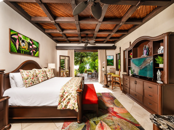 Tamarindo Beachfront Luxury with Infinity Pool & Unmatched Views