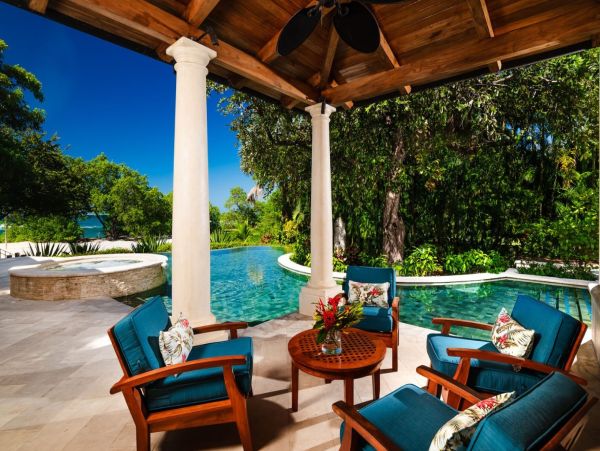 Tamarindo Beachfront Luxury with Infinity Pool & Unmatched Views