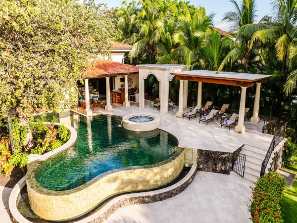 Tamarindo Beachfront Luxury with Infinity Pool & Unmatched Views