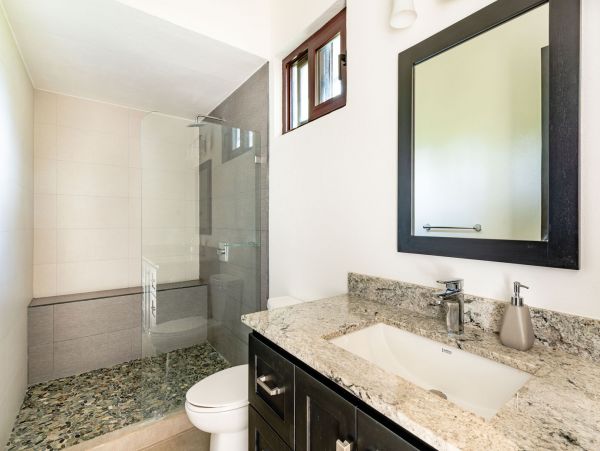 Marvelous Vacation Home with 6 Bedroom in Playa Avellana