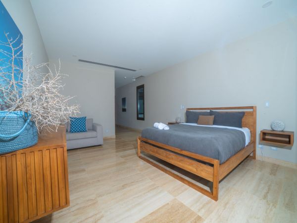 Four Bedroom Posh Vacation Residence in Playa Avellana