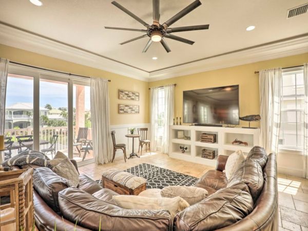 Seven Bedroom Walk to Beach Vacation Pool Home in Palm Coast