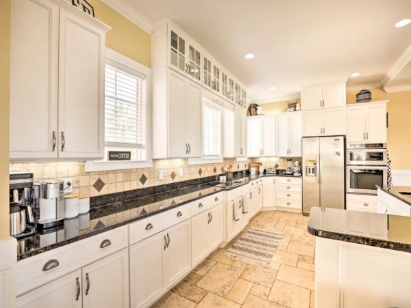 Seven Bedroom Walk to Beach Vacation Pool Home in Palm Coast